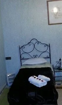 אסאוירה Riad L'Authentique מלון